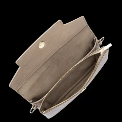 Petit pochette